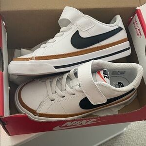 Nike Kids Court Legacy, size 11